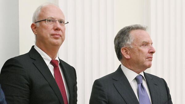 基里尔·德米特里耶夫与蒂夫·威特科夫 - 俄罗斯卫星通讯社