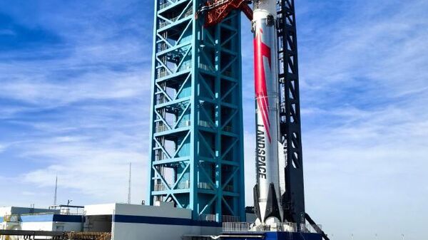 蓝箭航天朱雀三号重复使用运载火箭首飞成功入轨，一级回收失败 - 俄罗斯卫星通讯社