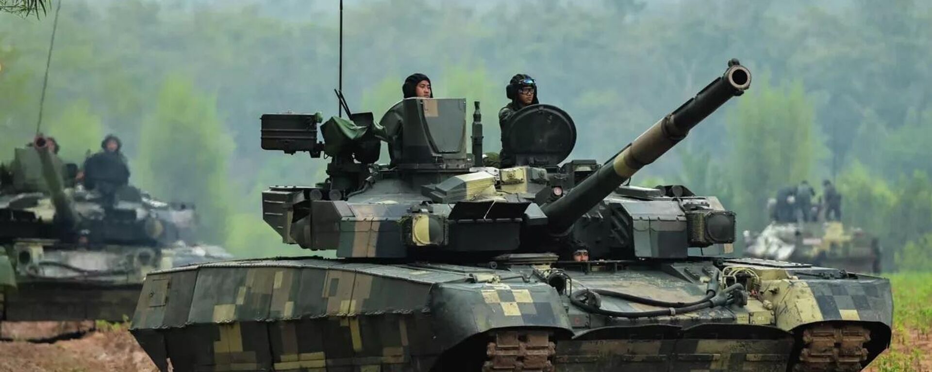 柬埔寨参议院主席称泰国动用“所有类型的武器” - 俄罗斯卫星通讯社, 1920, 08.12.2025