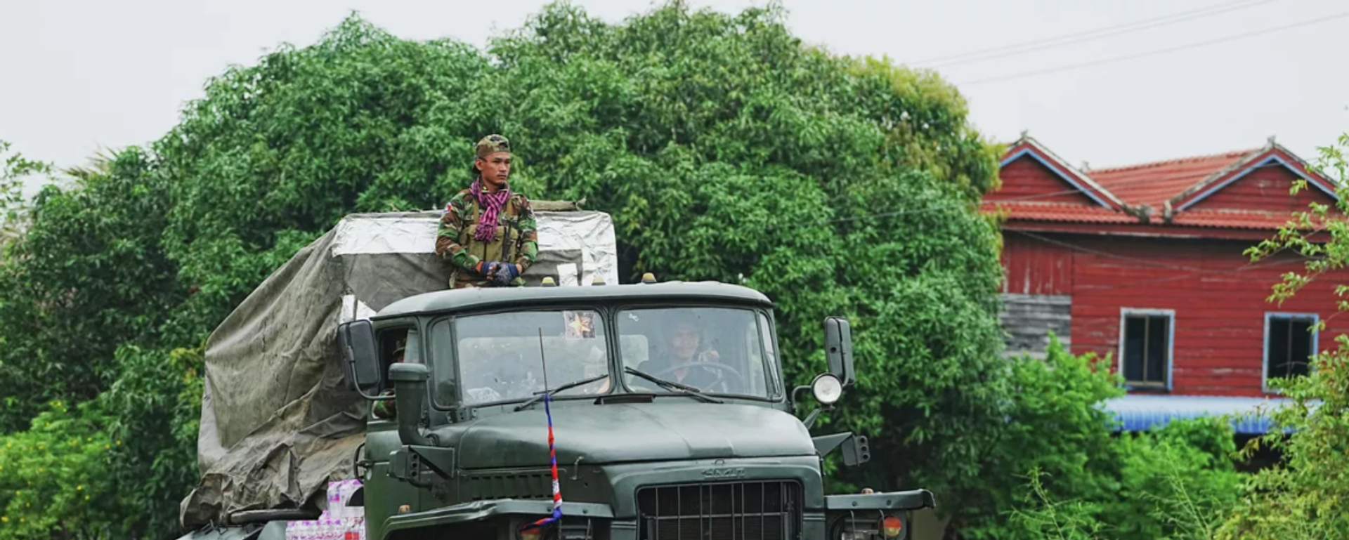 柬新闻部：泰柬冲突致柬埔寨4死9伤 - 俄罗斯卫星通讯社, 1920, 08.12.2025