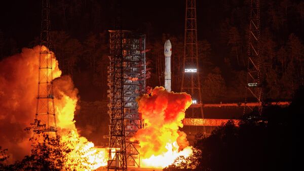 Ракета-носитель Long March-3B Y110 с китайским зондом Тяньвэнь-2 стартует с космодрома Сичан в провинции Сычуань, Китай - 俄罗斯卫星通讯社