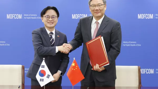 中国商务部长王文涛会见韩国产业通商部长官金正官 - 俄罗斯卫星通讯社