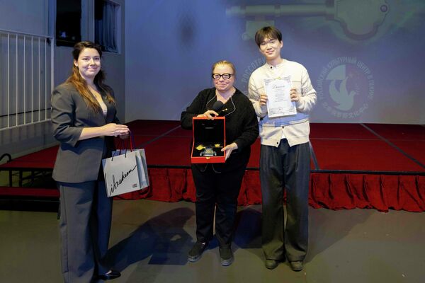 В Пекине состоялся финал Всекитайского конкурса русского языка и культуры Золотой ключ В Пекине состоялся финал Всекитайского конкурса русского языка и культуры Золотой ключ - 俄羅斯衛星通訊社