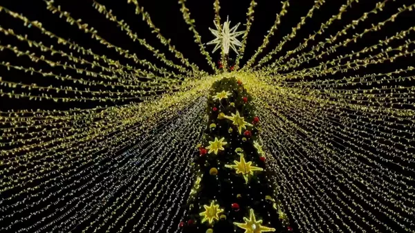 璀璨迎新年：莫斯科盛装庆佳节 - 俄罗斯卫星通讯社