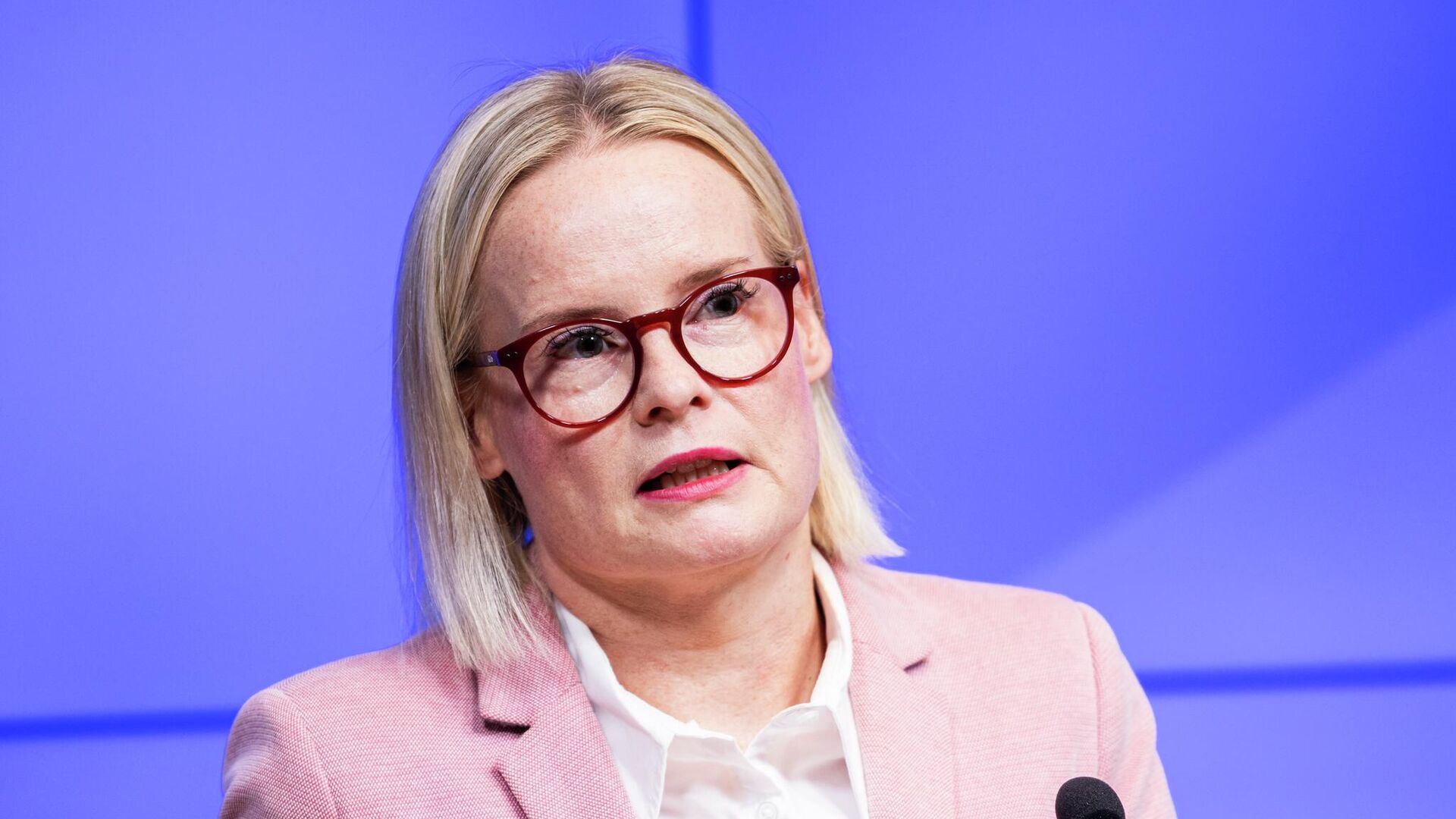 芬兰财政部长丽卡·普拉 芬兰财政部长丽卡·普拉 - 俄罗斯卫星通讯社, 1920, 19.12.2025