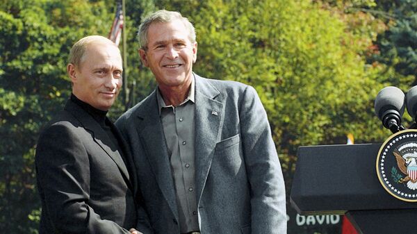 普京與喬治·沃克·布什（小布什） - 俄羅斯衛星通訊社