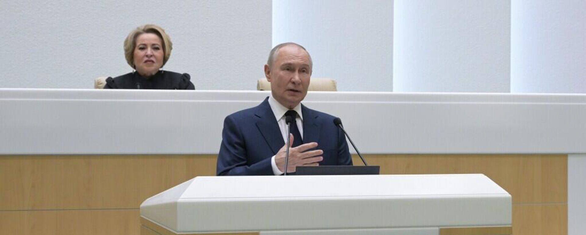 普京：俄罗斯关键的宏观经济指数稳定 - 俄罗斯卫星通讯社, 1920, 24.12.2025