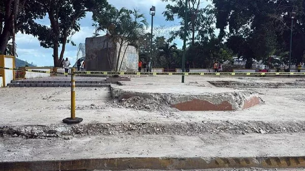 巴拿马政府下令立即在原址修复华人抵巴纪念碑 - 俄罗斯卫星通讯社