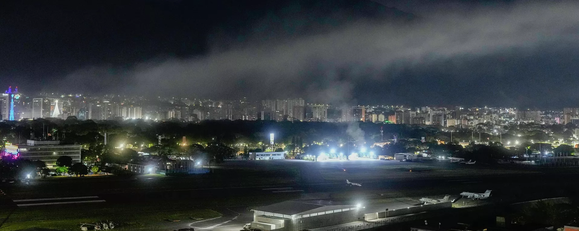 媒体：特朗普下令打击委内瑞拉境内目标，包括军事设施  - 俄罗斯卫星通讯社, 1920, 03.01.2026