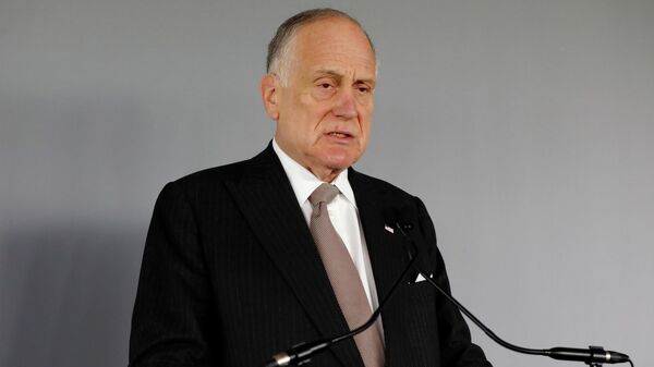 亿万富翁罗纳德·劳德 - 俄罗斯卫星通讯社