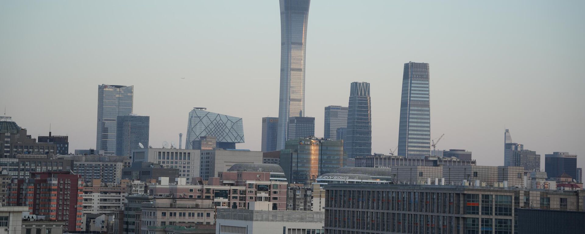 链博会首设AI专区，中国副总理丁薛祥：防止经贸政治化武器化 - 俄罗斯卫星通讯社, 1920, 23.06.2026