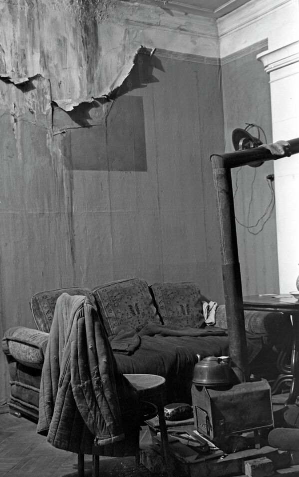 列寧格勒圍困期間某公寓的一個房間 - 俄羅斯衛星通訊社