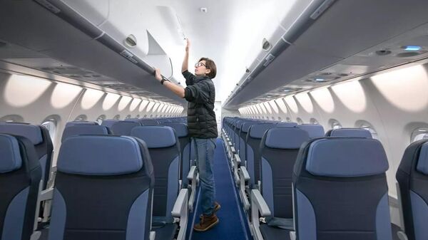 俄工贸部：进口替代SJ-100的俄产内饰安装工作已完成 - 俄罗斯卫星通讯社