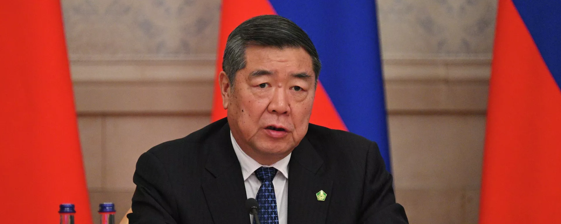 中共中央政治局委員、國務院副總理何立峰 - 俄羅斯衛星通訊社, 1920, 22.01.2026