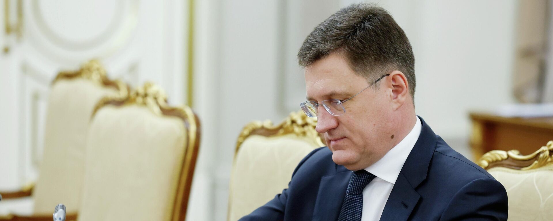 俄副总理：俄罗斯在制裁时期向中国和印度出口的石油占总量的80% - 俄罗斯卫星通讯社, 1920, 27.02.2026