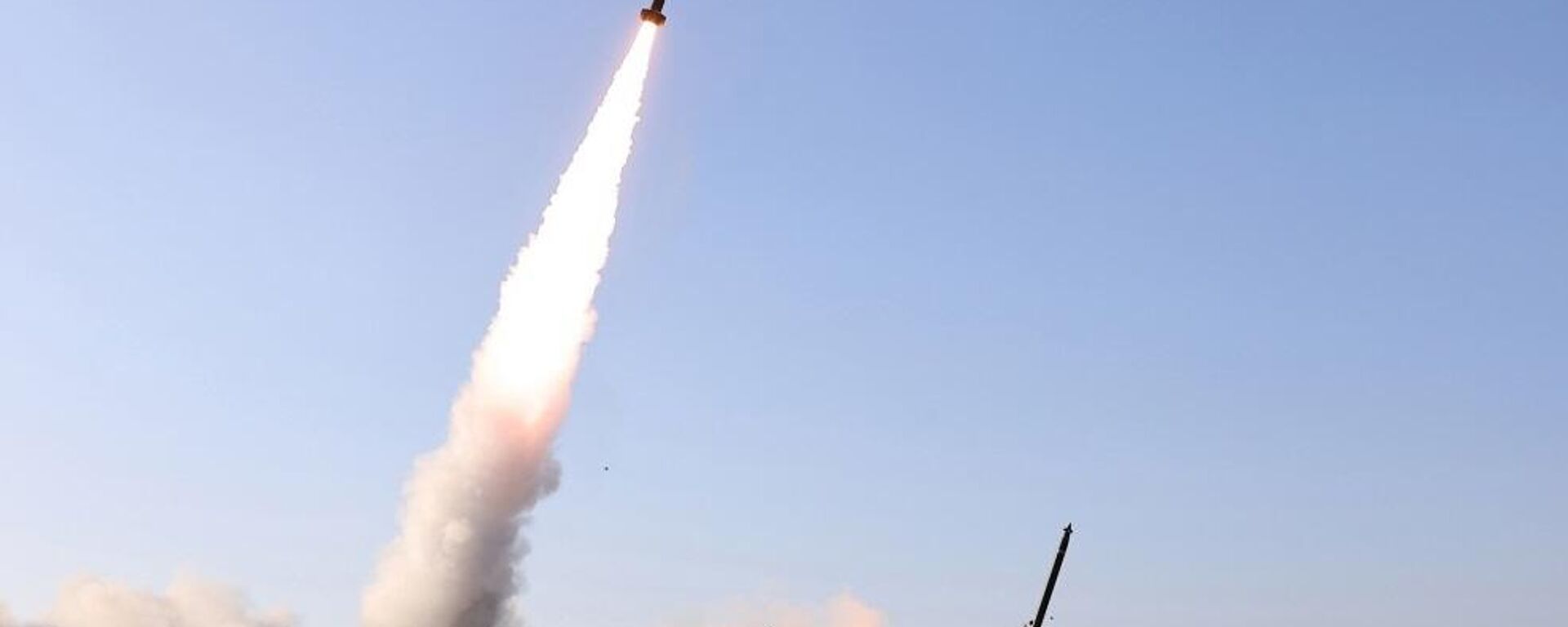 朝鮮向東部海域發射數枚彈道導彈 - 俄羅斯衛星通訊社, 1920, 08.04.2026