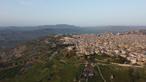 尼谢米镇 - 俄罗斯卫星通讯社