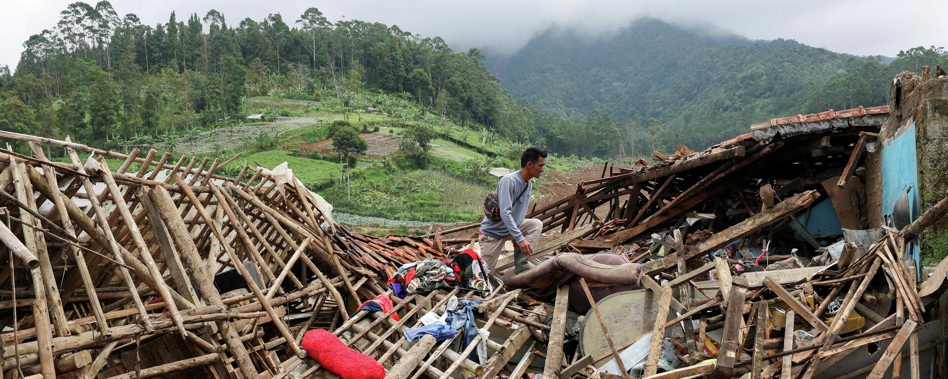 印尼山體滑坡 - 俄羅斯衛星通訊社, 1920, 30.01.2026