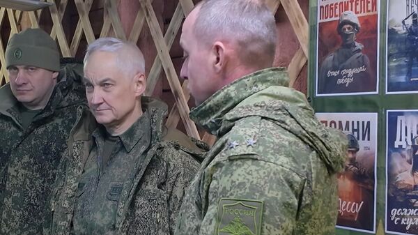 俄防长视察南部集团军部队的一个指挥所 - 俄罗斯卫星通讯社