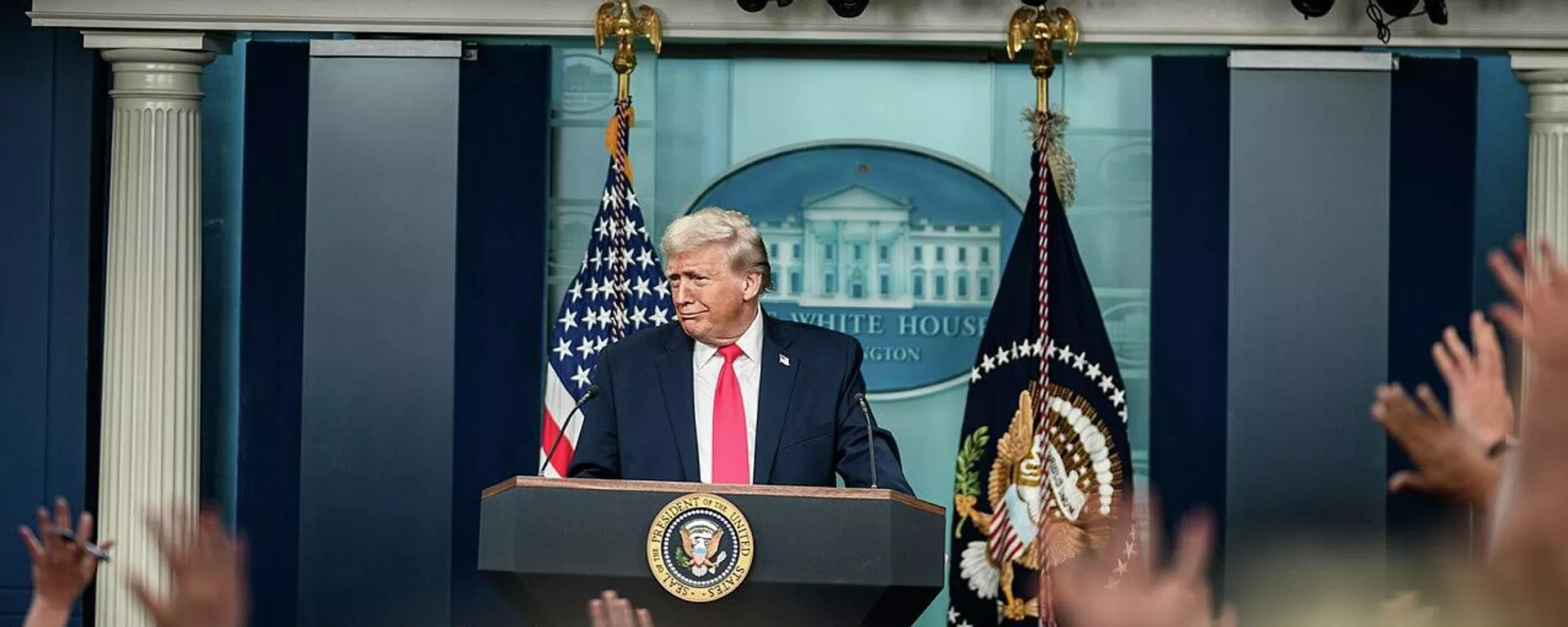 美国总统特朗普 - 世界报道, 1920, 11.04.2026