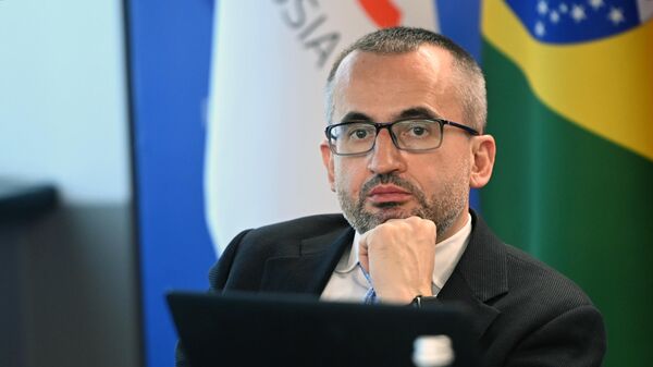 俄罗斯驻加拿大大使奥列格·斯捷潘诺夫 - 俄罗斯卫星通讯社