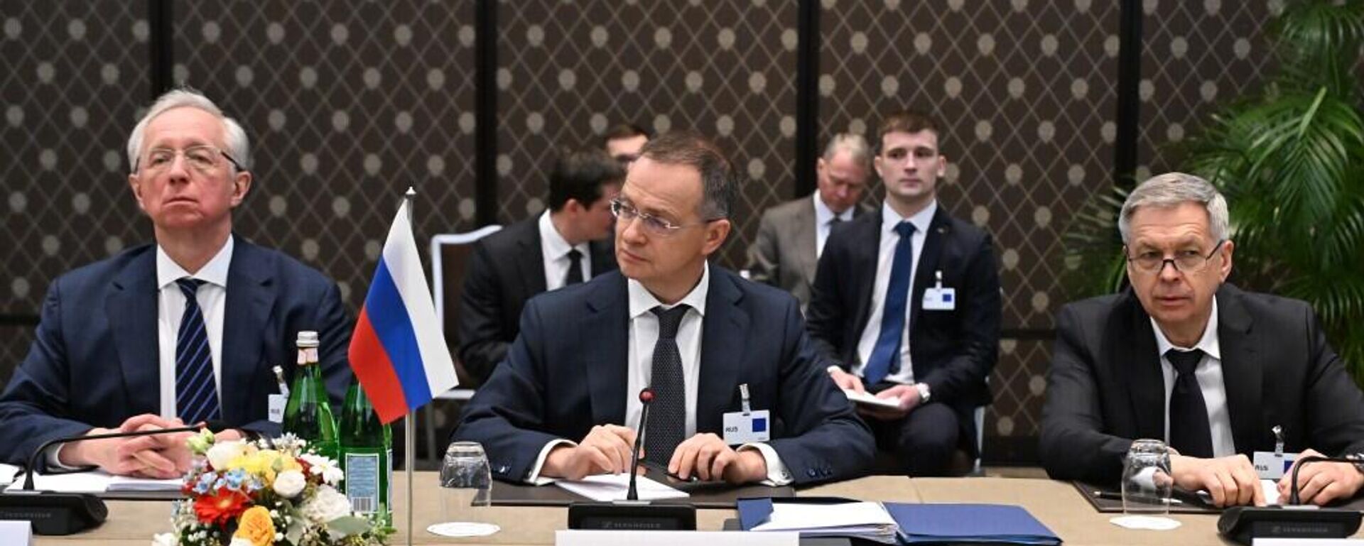 俄美乌在日内瓦的会谈结束 - 俄罗斯卫星通讯社, 1920, 18.02.2026