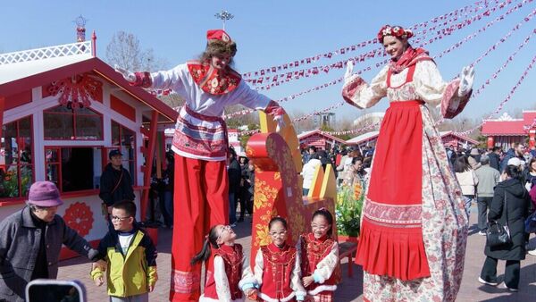 北京俄罗斯文化中心主任：北京居民乐于了解谢肉节并品尝薄饼 - 俄罗斯卫星通讯社