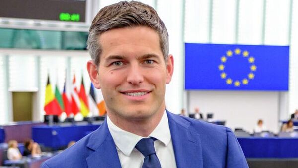 荷蘭外交大臣湯姆•貝倫森 - 俄羅斯衛星通訊社