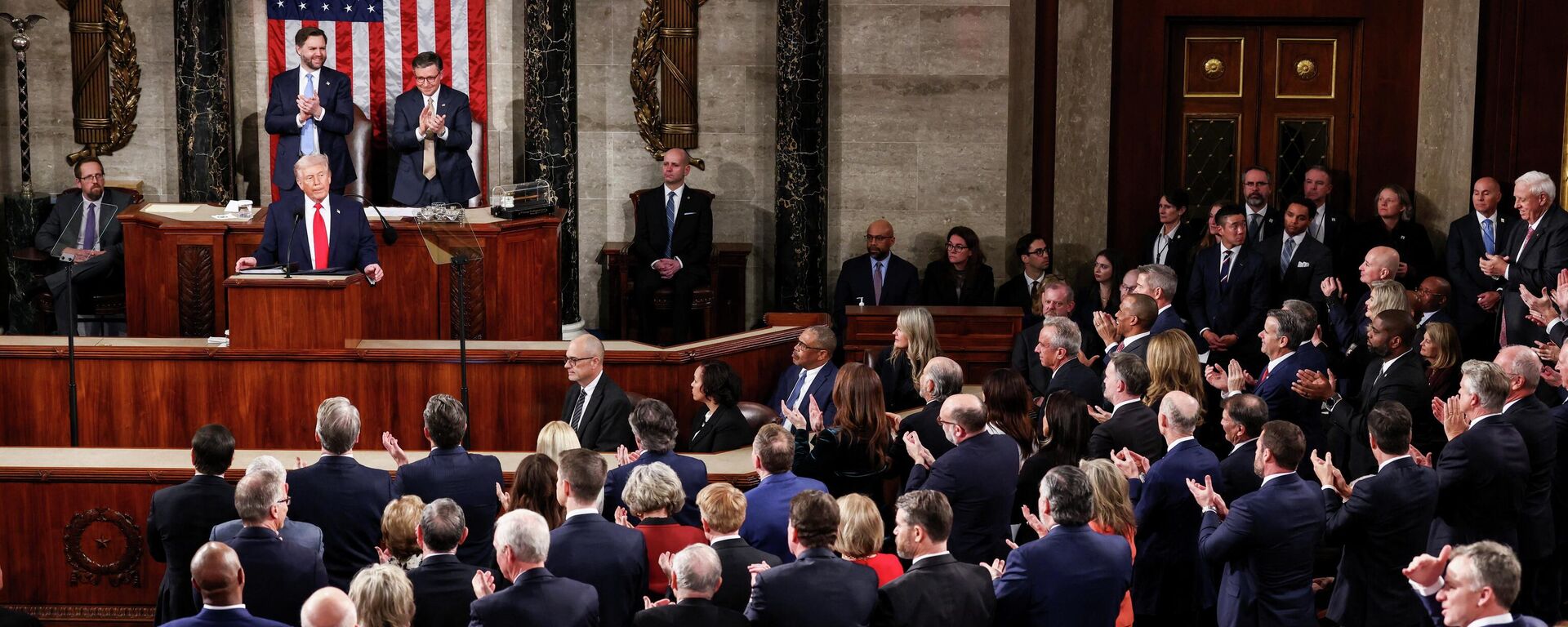 特朗普發表國情咨文講話 - 俄羅斯衛星通訊社, 1920, 25.02.2026