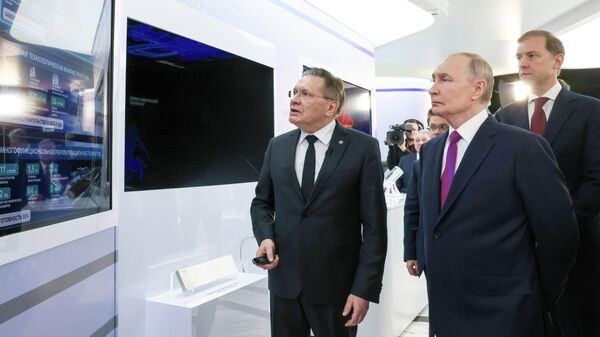 俄国家原子能集团公司总经理利哈乔夫向俄总统普京表示，莫斯科将于6月初举行量子论坛 - 俄罗斯卫星通讯社