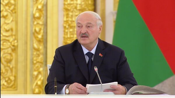 卢卡申科：榛树导弹于12月在白俄罗斯进入战斗值班 - 俄罗斯卫星通讯社