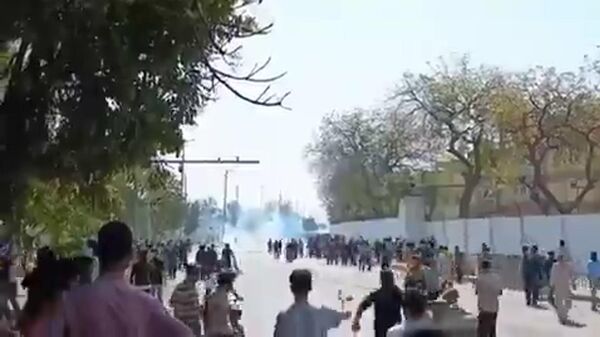 媒体：巴基斯坦美国领事馆附近冲突导致至少9人死亡 - 俄罗斯卫星通讯社