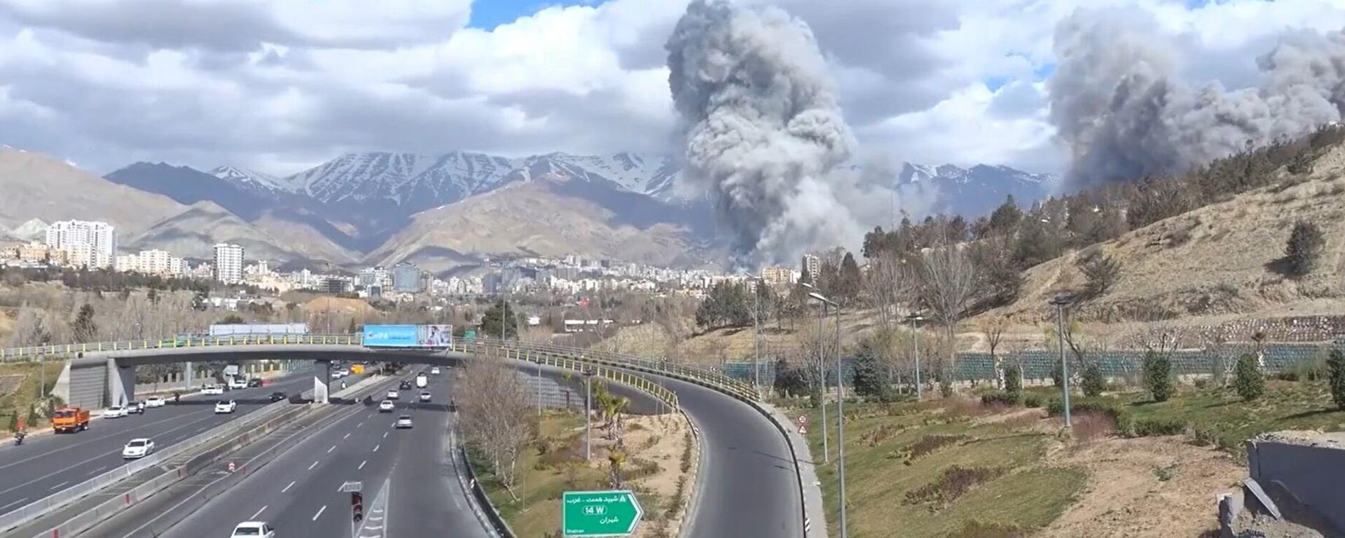 德黑兰被战火笼罩 - 俄罗斯卫星通讯社, 1920, 01.03.2026