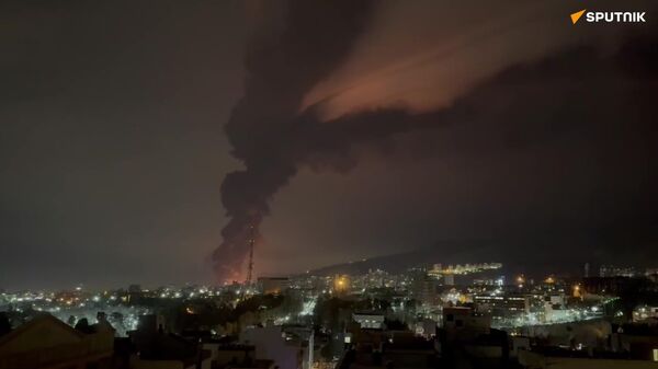 德黑兰西部沙赫兰油库发生爆炸 - 俄罗斯卫星通讯社