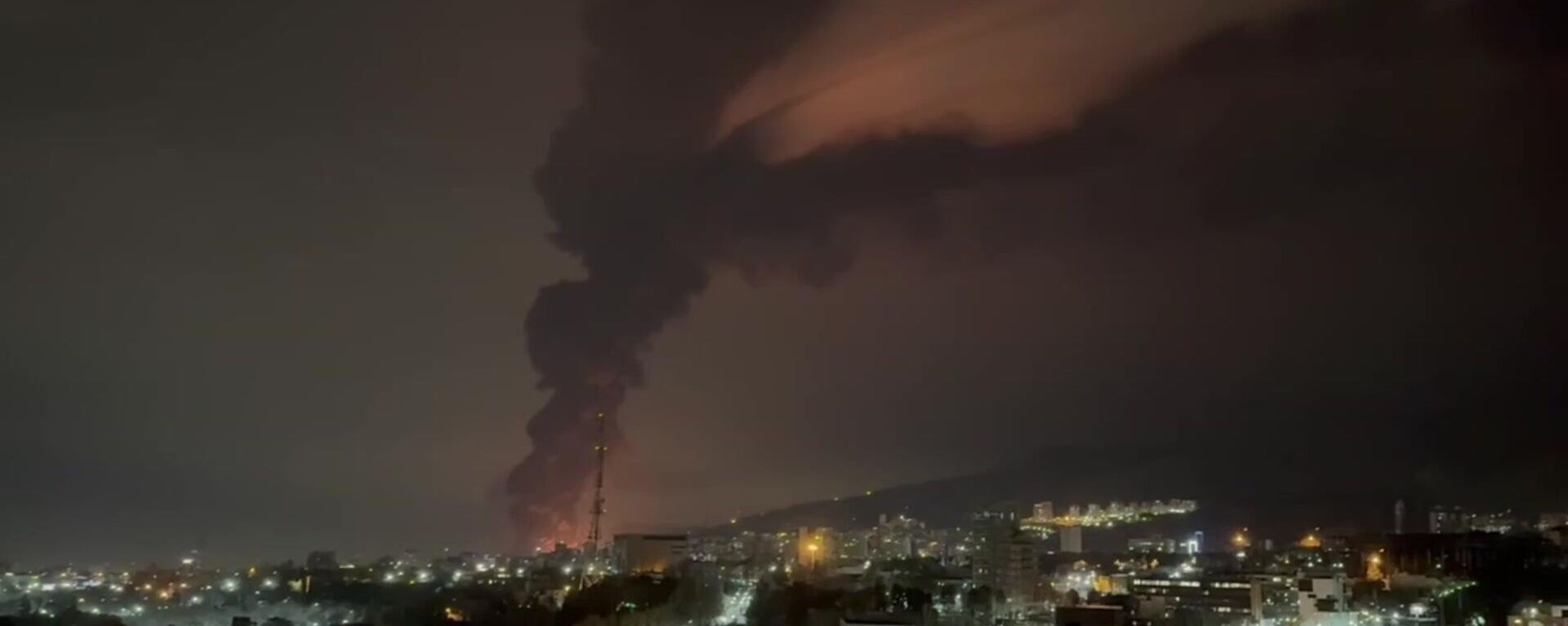 德黑兰西部沙赫兰油库发生爆炸 德黑兰西部沙赫兰油库发生爆炸 - 俄罗斯卫星通讯社, 1920, 08.03.2026