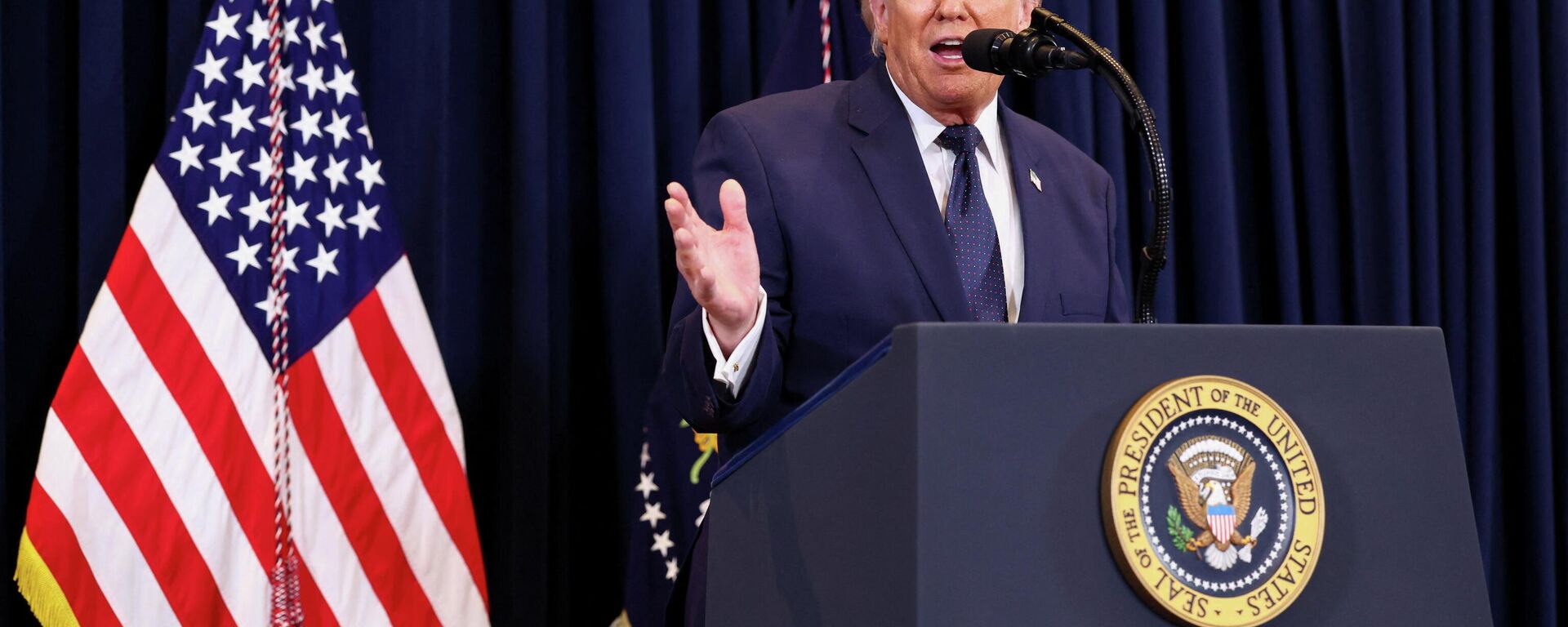 特朗普 - 俄罗斯卫星通讯社, 1920, 07.04.2026