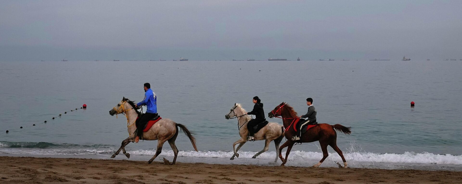 霍尔木兹海峡 - 俄罗斯卫星通讯社, 1920, 17.03.2026