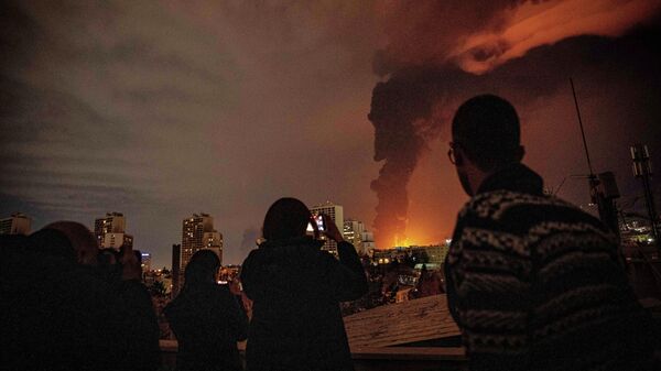 美媒：美国打击伊朗造成的环境后果将持续数十年 - 俄罗斯卫星通讯社