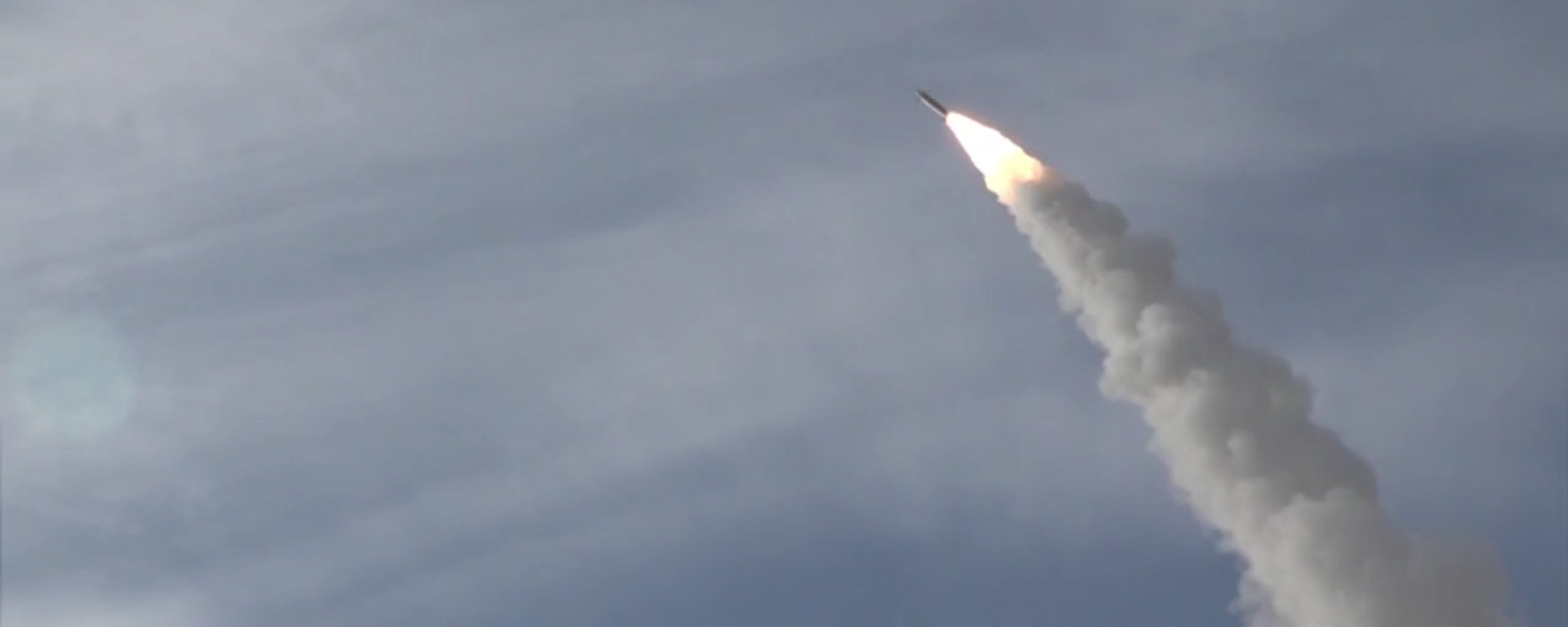 伊朗在美以伊衝突中首次使用塞吉爾中程導彈 - 俄羅斯衛星通訊社, 1920, 15.03.2026
