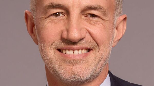 埃马纽埃尔·格雷瓜尔（Emmanuel Grégoire） - 俄罗斯卫星通讯社