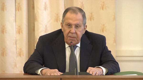 俄外长：世界秩序的重组处于最高潮时期 - 俄罗斯卫星通讯社