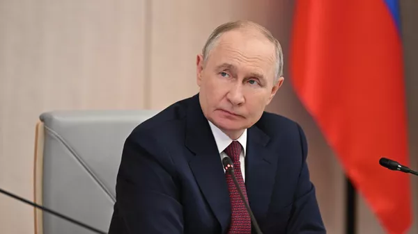 普京与俄联邦安全会议常务成员举行会议并讨论打击恐怖主义融资问题 - 俄罗斯卫星通讯社