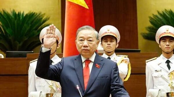 苏林 - 俄罗斯卫星通讯社