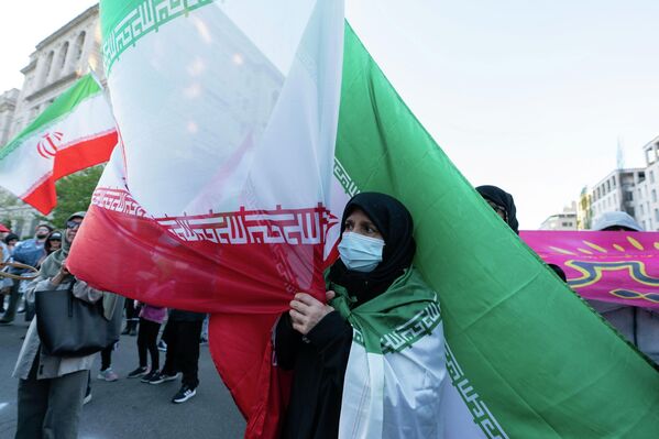 活动人士在白宫附近举行抗议活动。 - 俄罗斯卫星通讯社