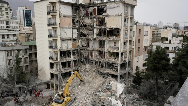 伊朗 - 俄罗斯卫星通讯社