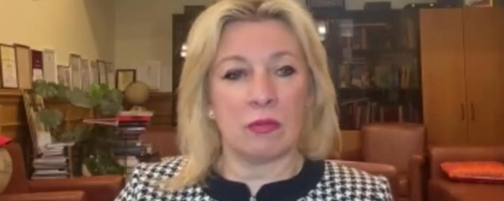 扎哈罗娃批评西方对伊朗立场 - 俄罗斯卫星通讯社, 1920, 08.04.2026