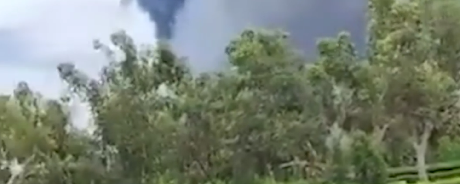 伊朗媒體稱美國和以色列違反停火協議打擊伊南部一煉油廠 - 俄羅斯衛星通訊社, 1920, 08.04.2026