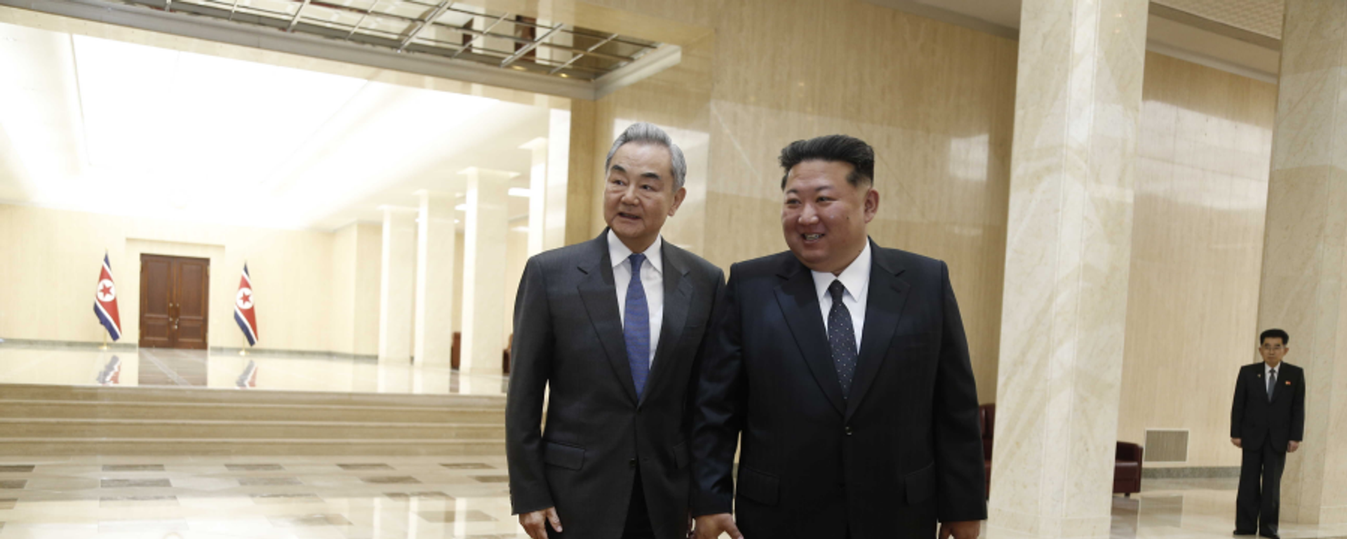 朝鲜最高领导人金正恩会见王毅 - 俄罗斯卫星通讯社, 1920, 11.04.2026