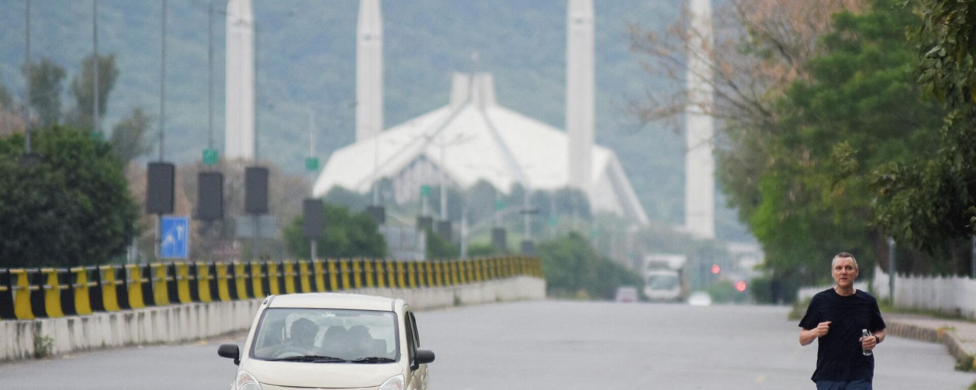 巴基斯坦 - 俄羅斯衛星通訊社, 1920, 21.04.2026