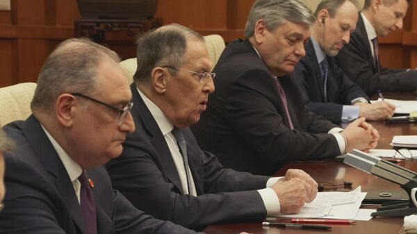 俄外长：当今国际关系基础正面临最严峻考验 - 俄罗斯卫星通讯社